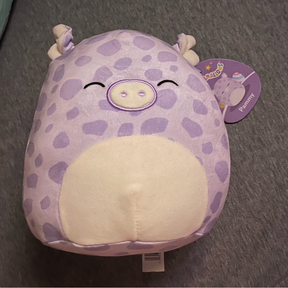 Brand: Squishmallow, Size: 8in & Color: Purple and White.